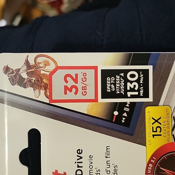 New SanDisk ULTRA FIT 32GB USB Flash Drive USB 3.1 - Picture 4 of 5